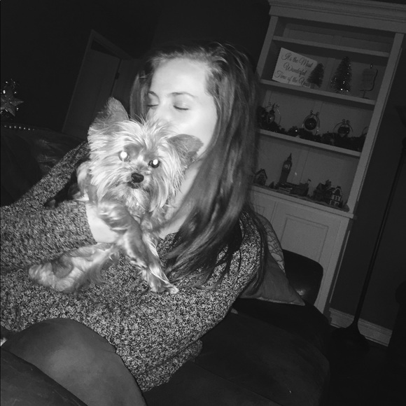 Meet your Posher, Alexandra - Picture 1 of 1